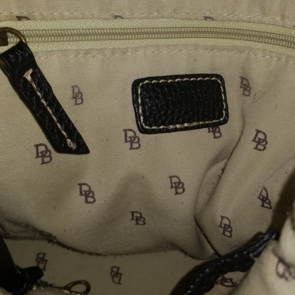 Dooney & Bourke drawstring shoulder Purse - Picture 6 of 8